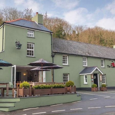 The Cambrian Inn Solva Bagian luar foto