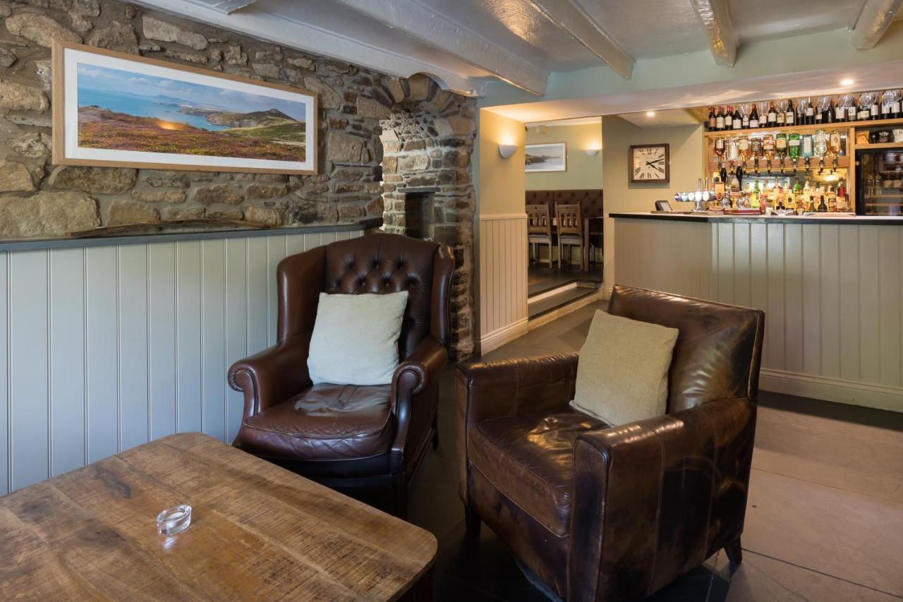 The Cambrian Inn Solva Bagian luar foto
