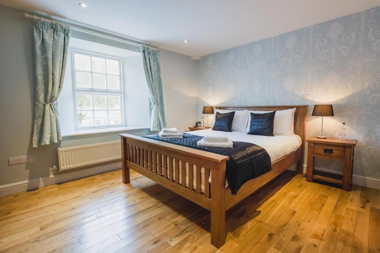 The Cambrian Inn Solva Bagian luar foto