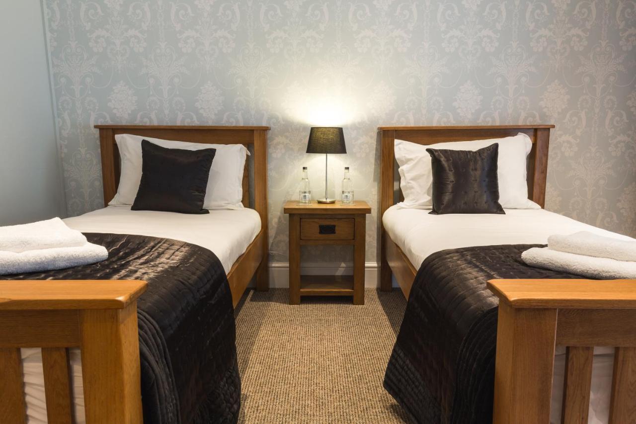 The Cambrian Inn Solva Bagian luar foto